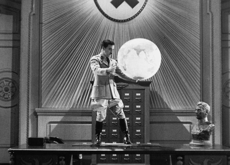 der-grosse-diktator-szenenbild1.jpg.637ece1b4c0f663c27ecca2110910a33.jpg